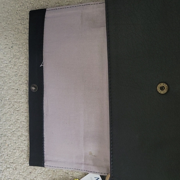 NEW! DAY & MOOD Anthropologie Black Leather 2 in 1 Wristlet & Wallet. - Picture 6 of 6